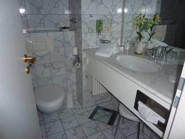 Hotel Novostar Göttingen Eksteriør billede